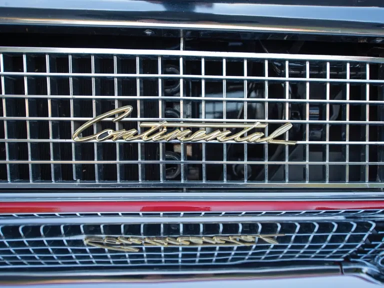 1959 Lincoln Continental Mark Series - Image 16 of 25