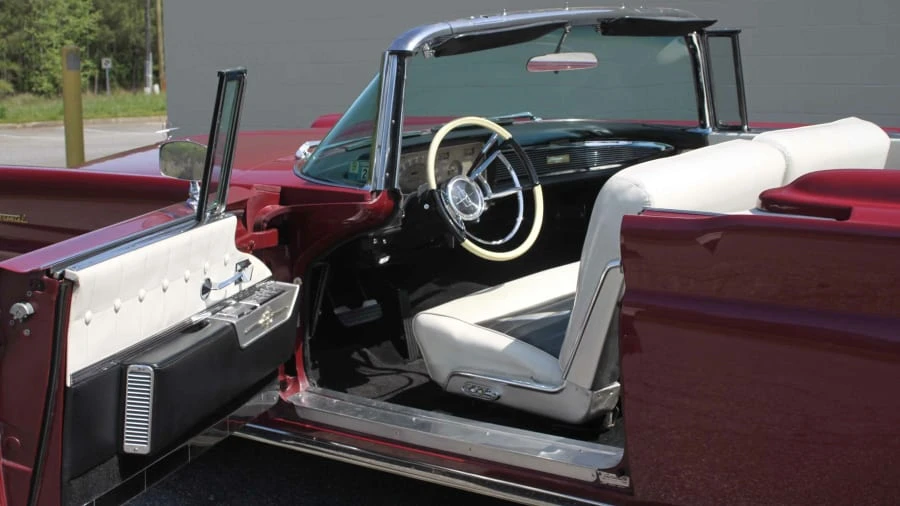 1959 Lincoln Continental Mark Series - Image 4 of 31