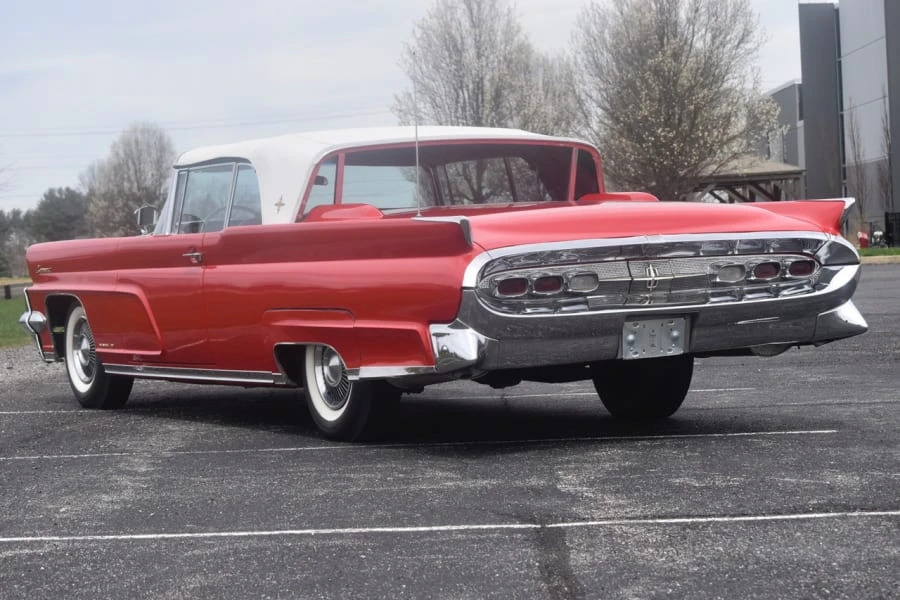 1959 Lincoln Continental 3rd Gen - Image 2 of 31