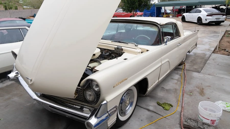 1959 Lincoln Continental 3rd Gen - Image 4 of 8
