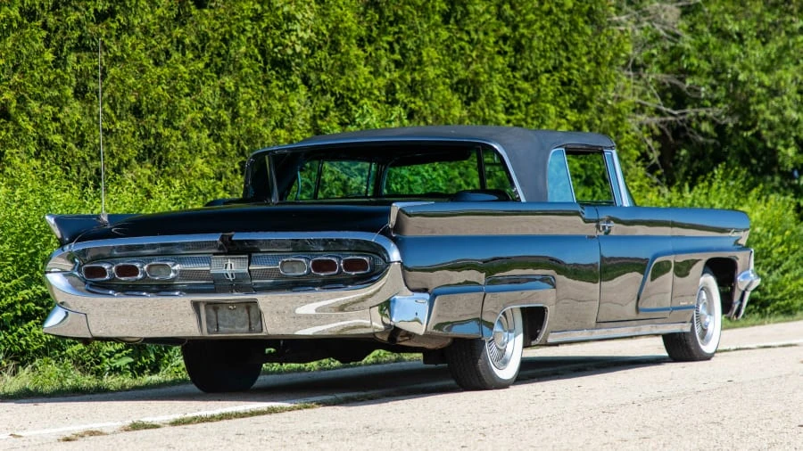 1959 Lincoln Continental Mark Series - Image 13 of 14