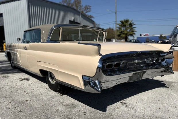 1959 Lincoln Continental Mark Series - Image 2 of 9