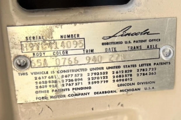1959 Lincoln Continental Mark Series - Image 8 of 9