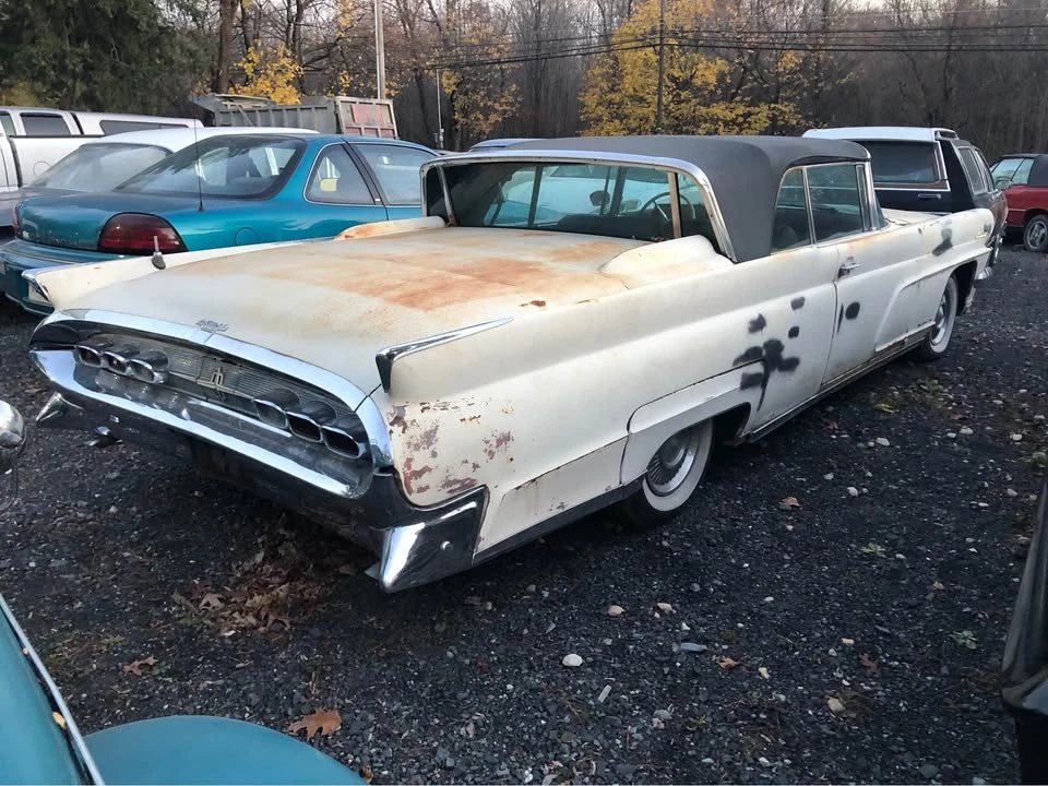 1959 Lincoln Continental 3rd Gen - Image 15 of 15