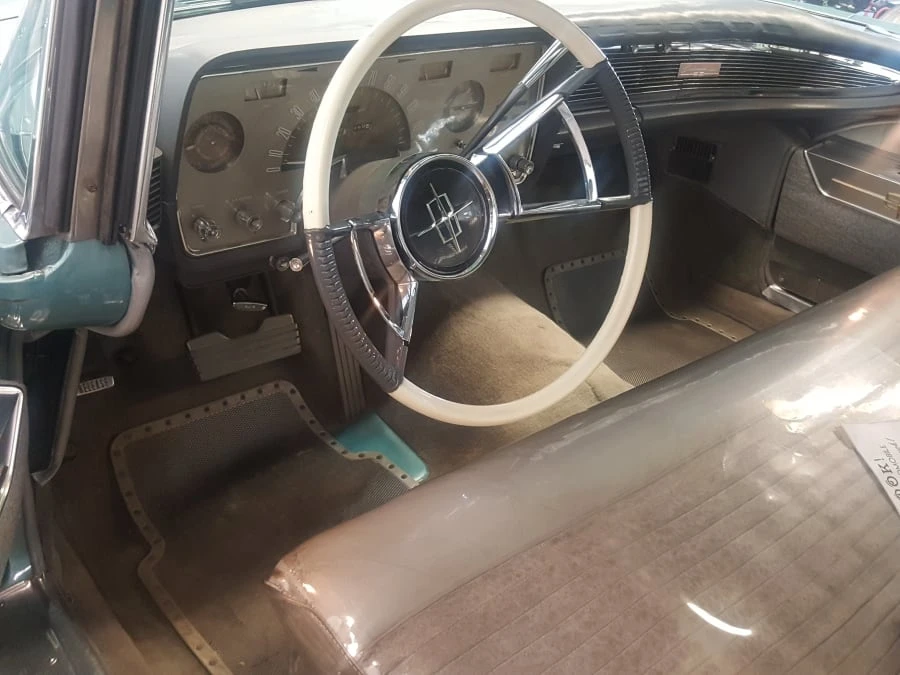 1959 Lincoln Continental Mark Series - Image 4 of 11