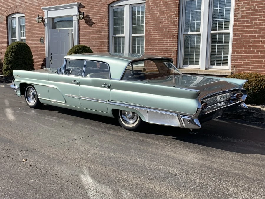 1959 Lincoln Premiere - Image 3 of 8