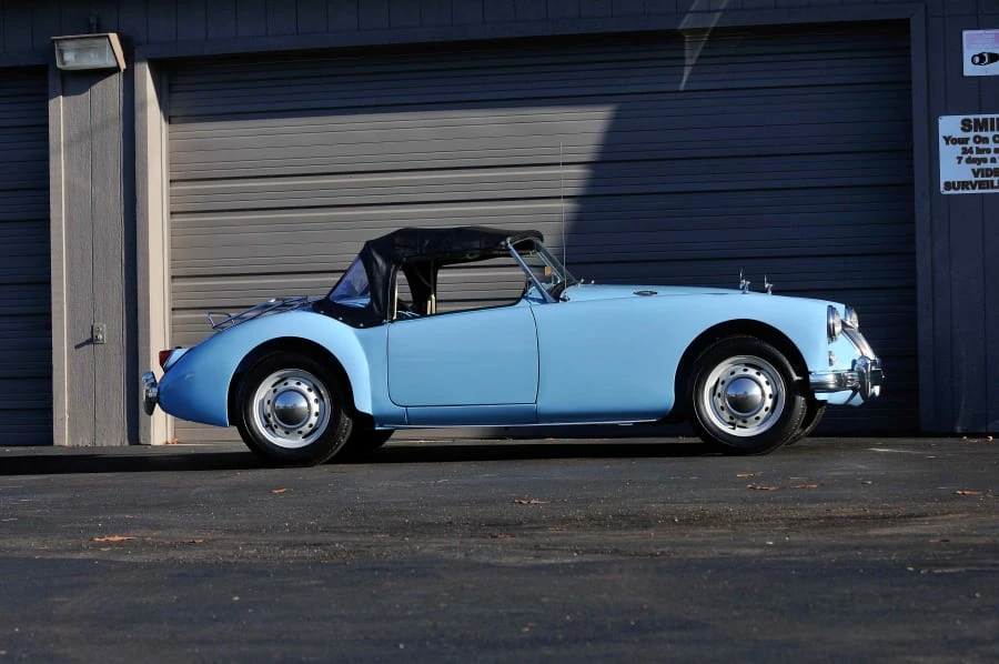 1959 MG MGA - Image 2 of 12