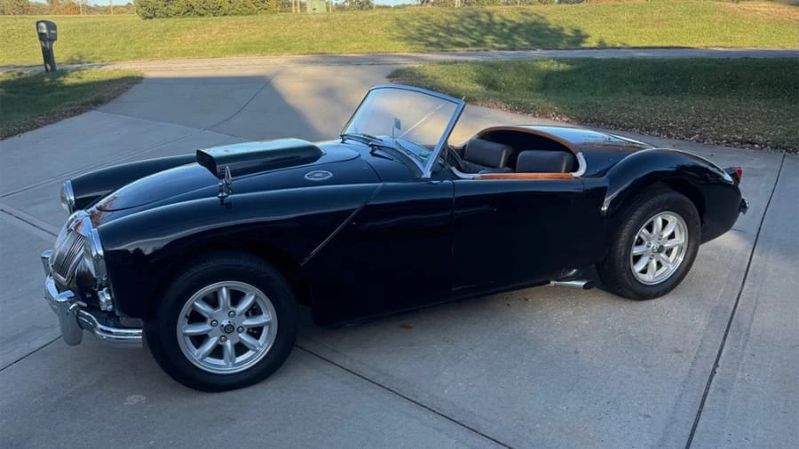 1959 MG MGA - Image 2 of 10