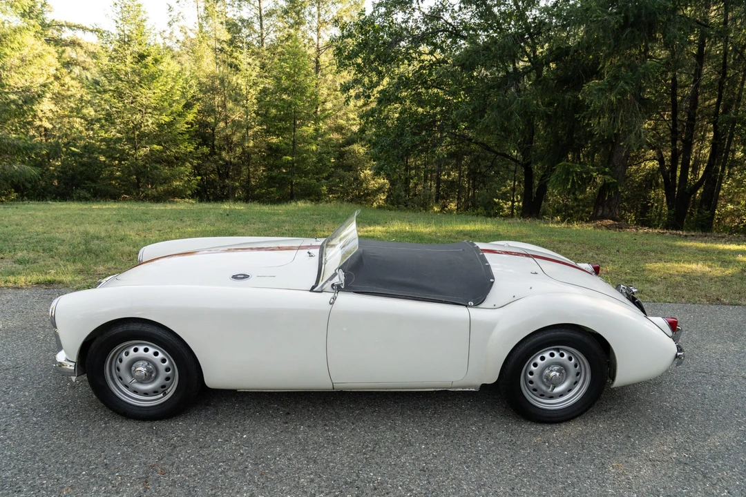 1959 MG - Image 4 of 31