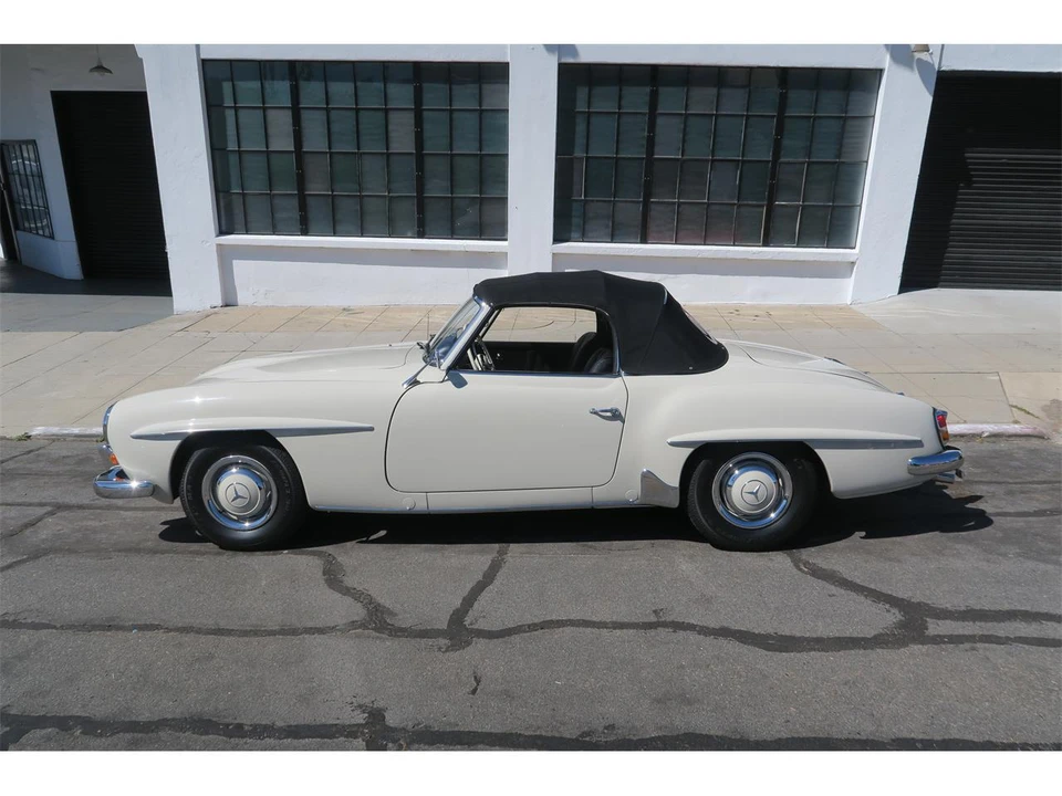 1959 Mercedes-Benz 190 SL - Image 2 of 31