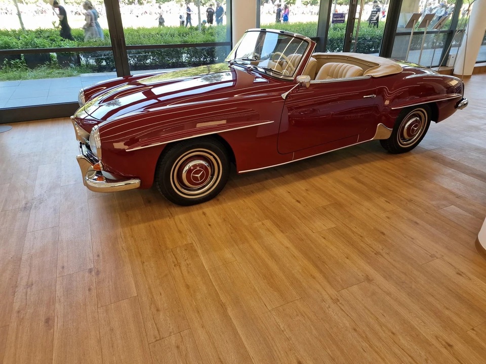 1959 Mercedes-Benz 190 SL - Image 2 of 31