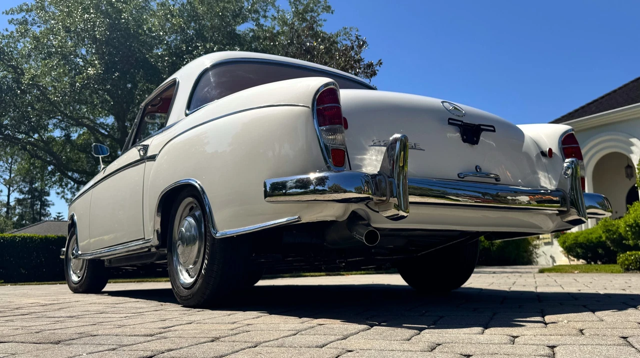 1959 Mercedes-Benz W128 - Image 24 of 31