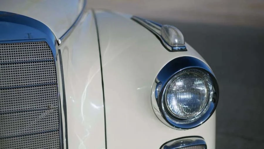 1959 Mercedes-Benz W186 & W189 Adenauer - Image 11 of 12