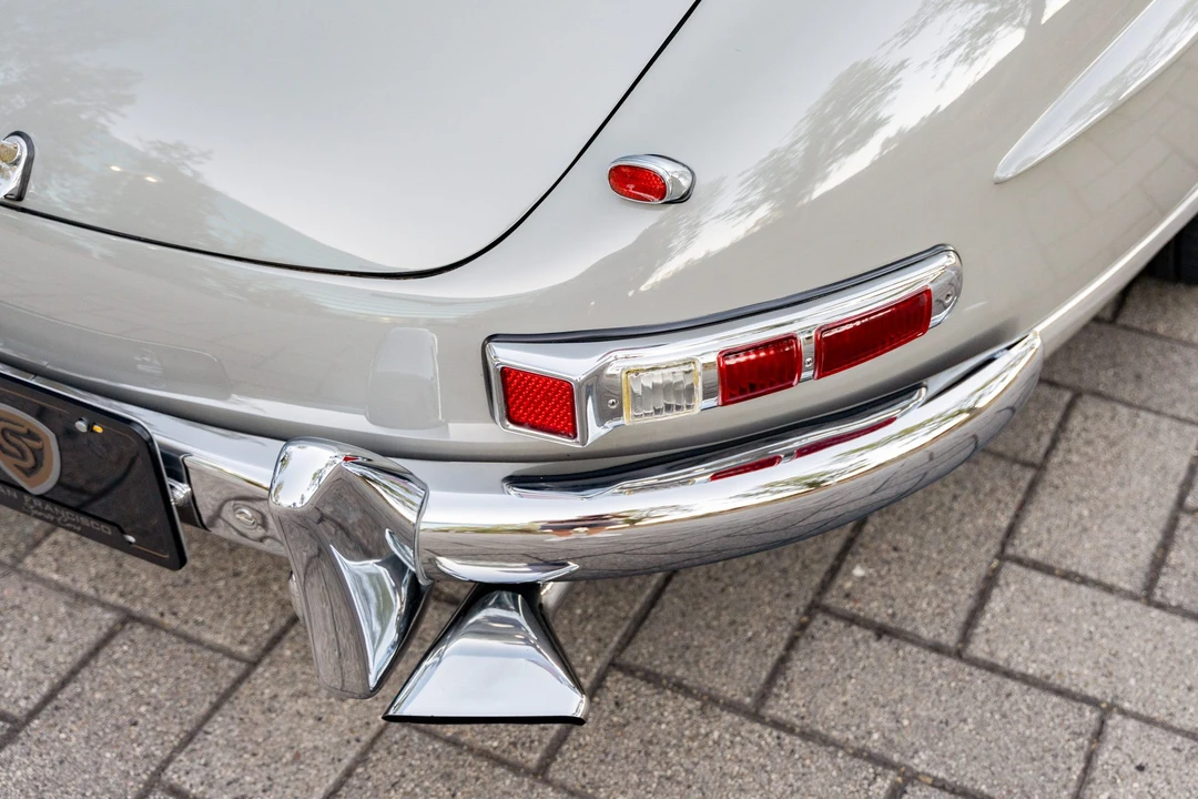 1959 Mercedes-Benz 300SL Roadster - Image 24 of 31