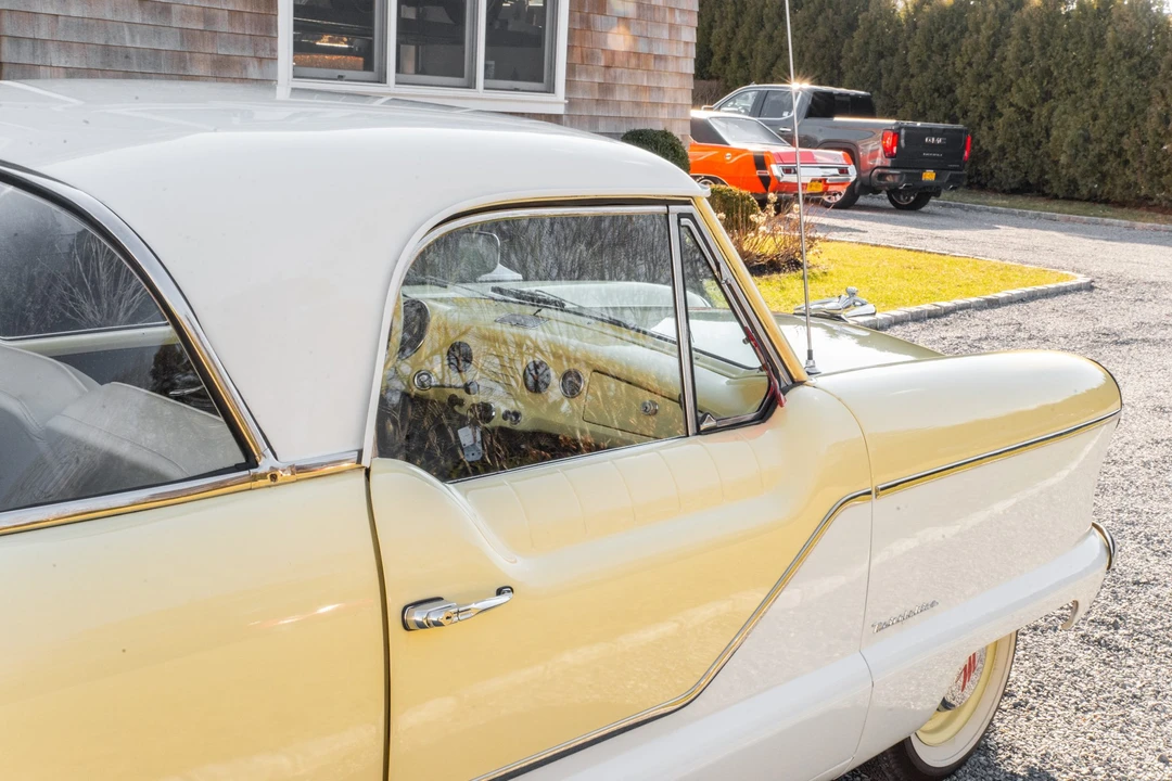 1959 Nash Metropolitan - Image 30 of 31