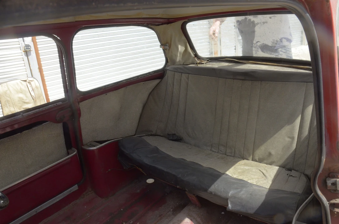 1959 Morris - Image 12 of 23
