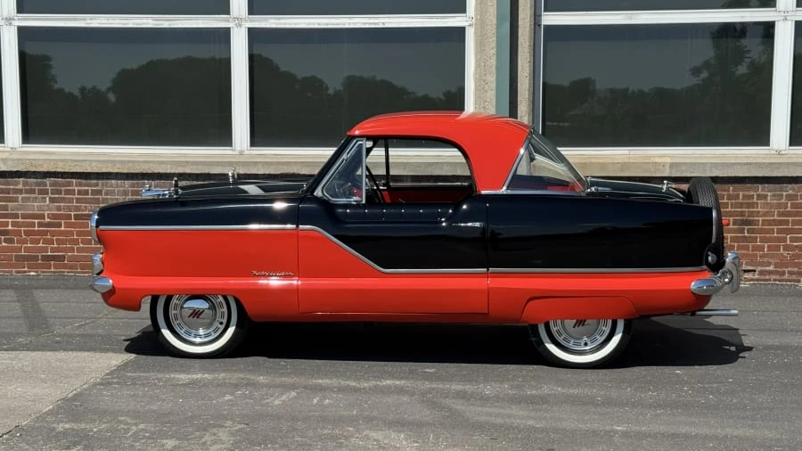 1959 Nash Metropolitan - Image 2 of 11