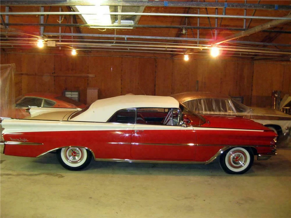 1959 Oldsmobile 98 - Image 4 of 4