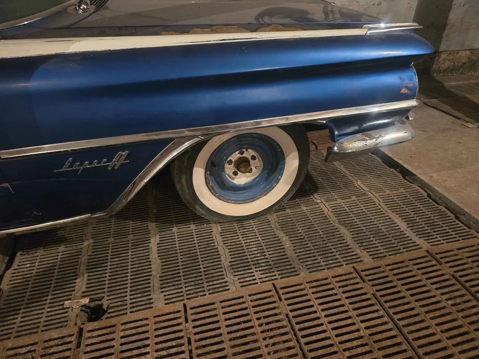 1959 Oldsmobile 88 - Image 6 of 6