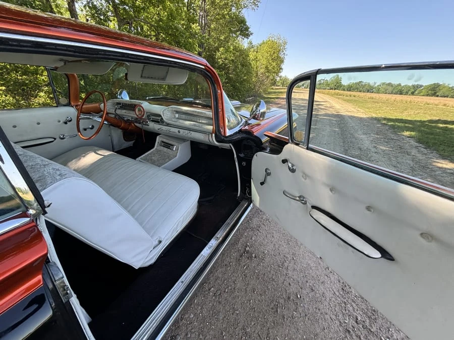 1959 Oldsmobile 88 - Image 12 of 14