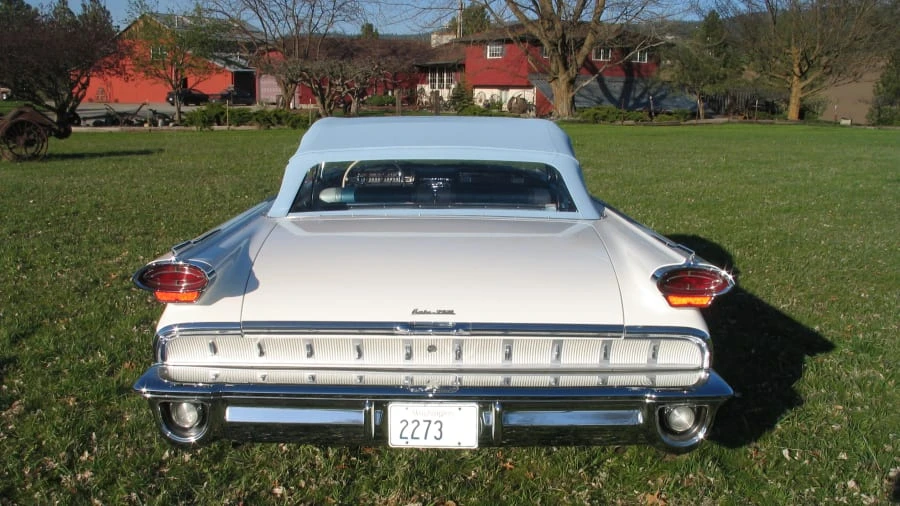 1959 Oldsmobile 98 - Image 9 of 12