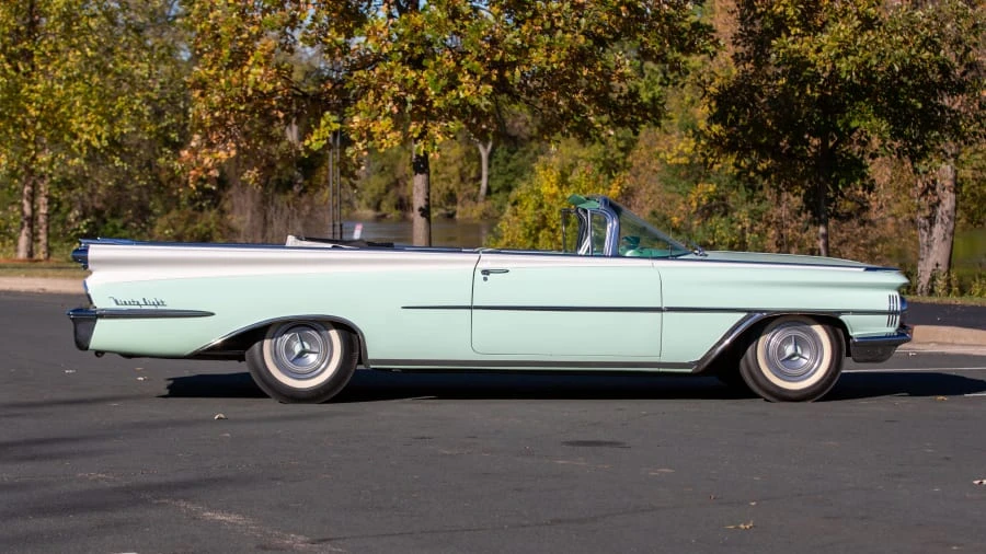 1959 Oldsmobile 98 - Image 2 of 20