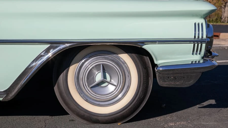 1959 Oldsmobile 98 - Image 10 of 20