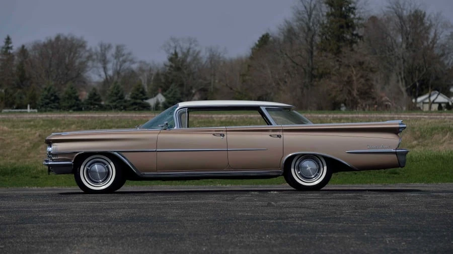 1959 Oldsmobile 98 - Image 8 of 12