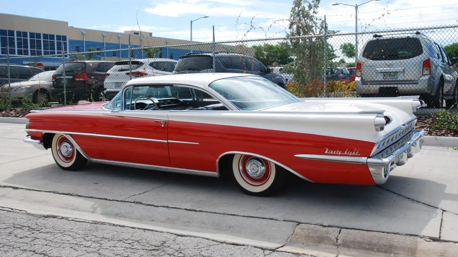 1959 Oldsmobile 98 - Image 3 of 8