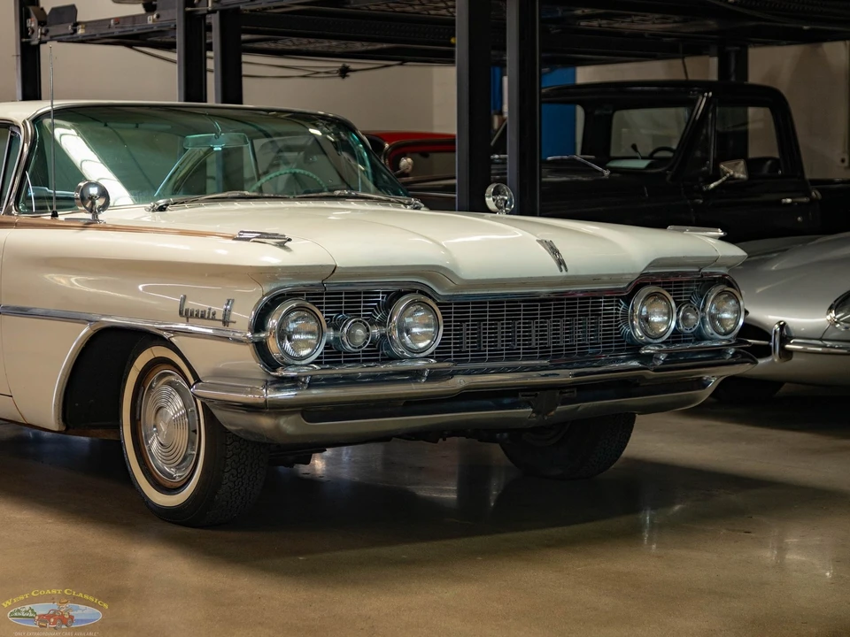 1959 Oldsmobile 88 - Image 13 of 21