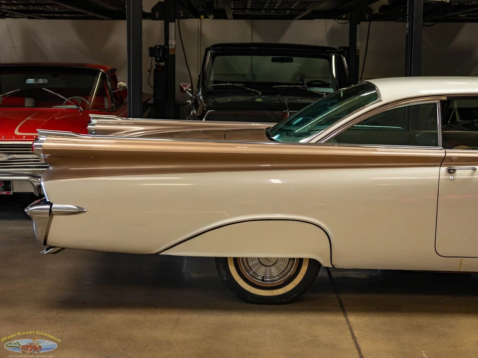 1959 Oldsmobile 88 - Image 2 of 31