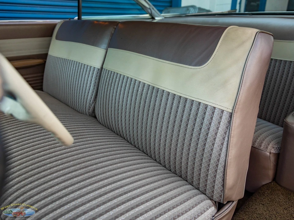 1959 Oldsmobile 88 - Image 23 of 31