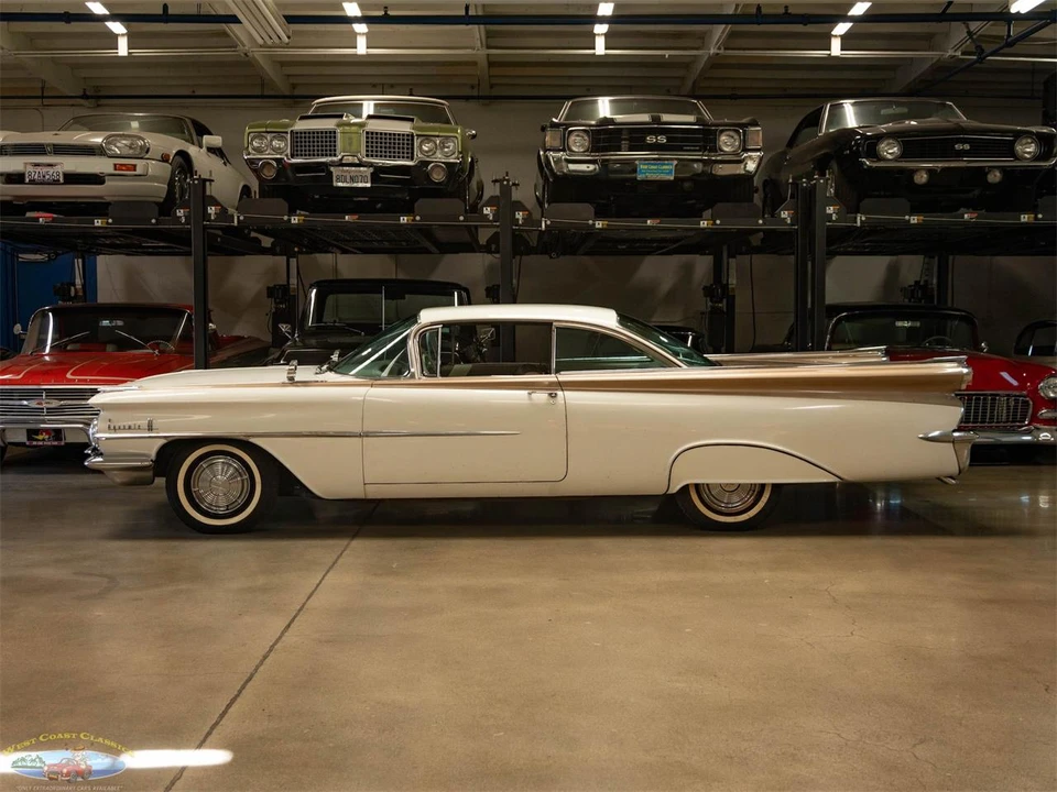 1959 Oldsmobile 88 - Image 6 of 31