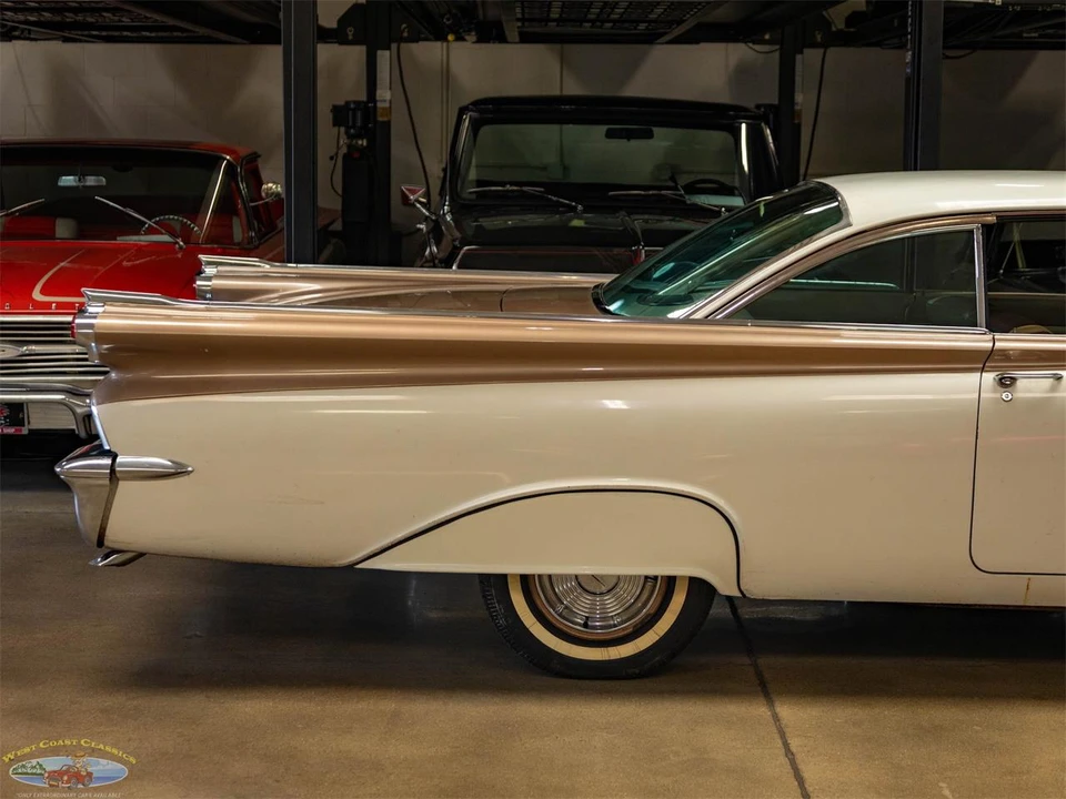 1959 Oldsmobile 88 - Image 2 of 31