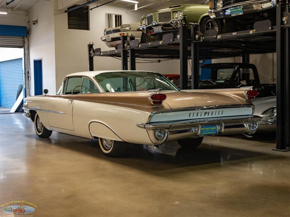 1959 Oldsmobile 88 - Image 15 of 31