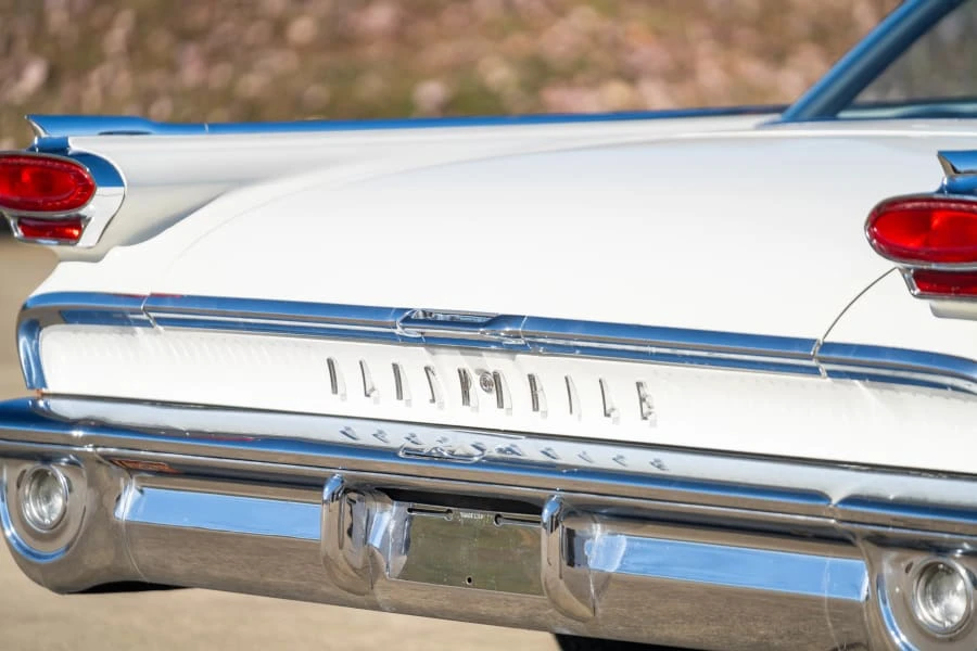 1959 Oldsmobile 88 - Image 8 of 18