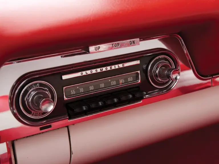 1959 Oldsmobile 88 - Image 17 of 21