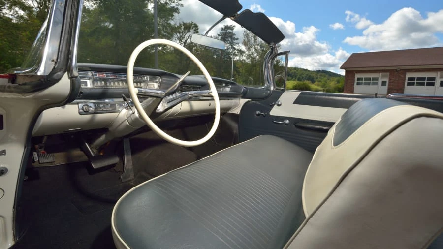 1959 Oldsmobile 88 - Image 16 of 21