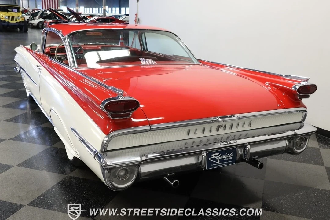 1959 Oldsmobile 88 - Image 8 of 12