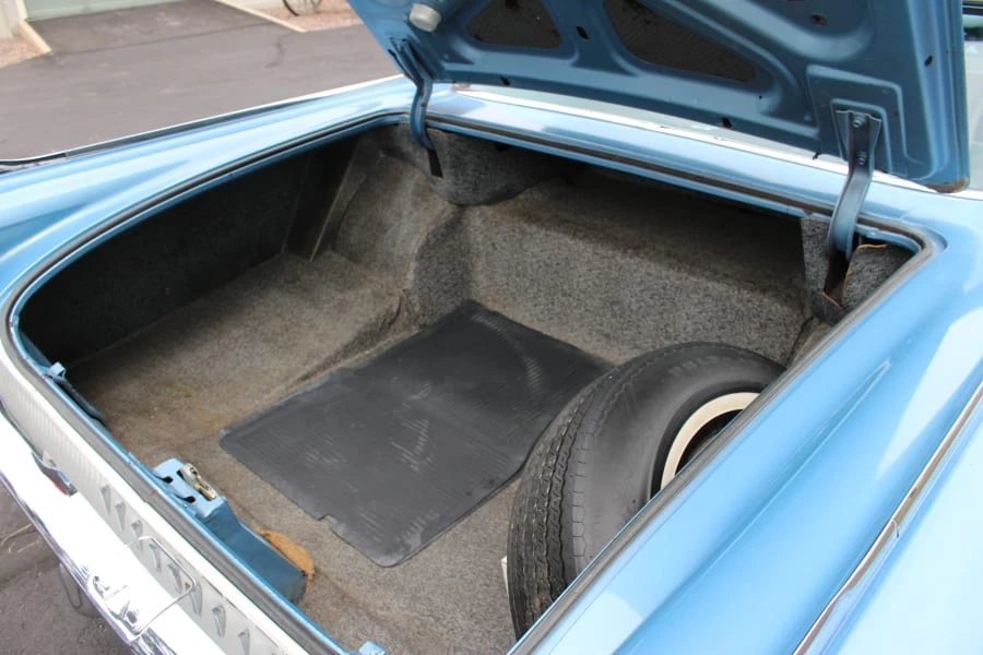 1959 Oldsmobile 88 - Image 8 of 12