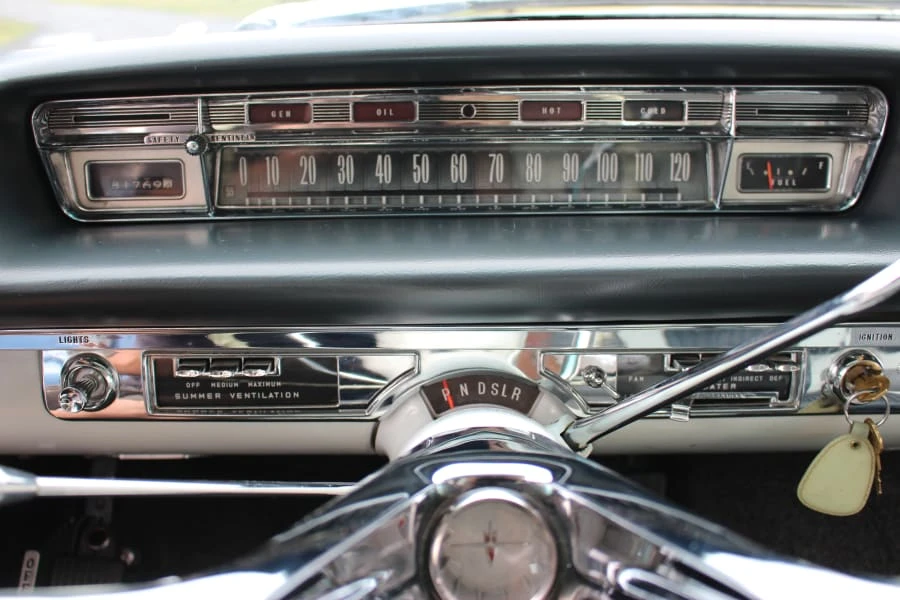 1959 Oldsmobile 88 - Image 10 of 12