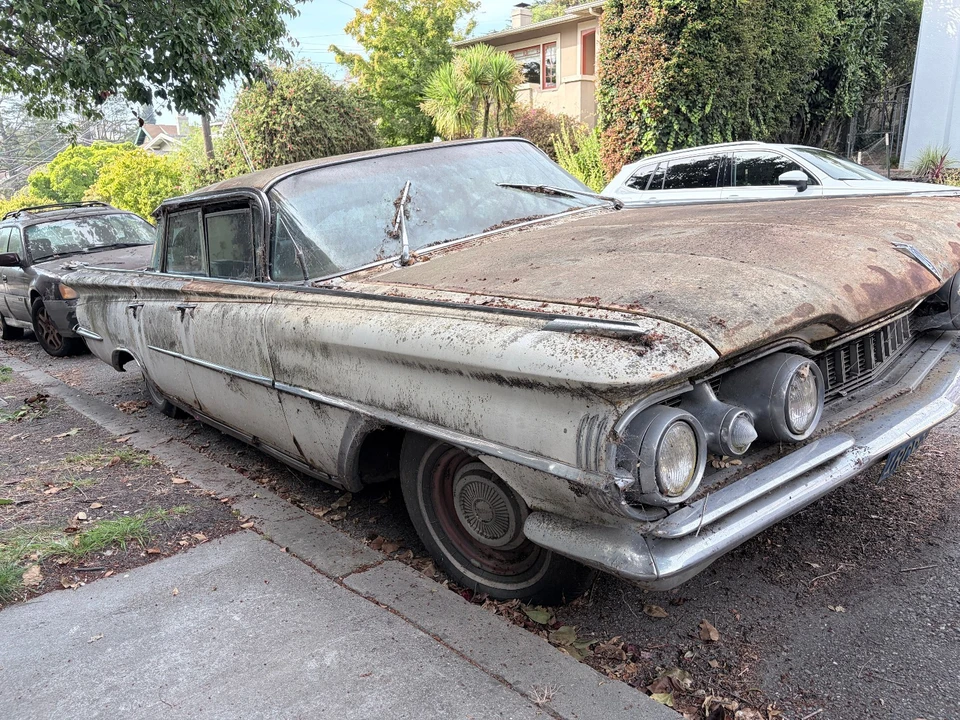1959 Oldsmobile 98 - Image 2 of 31