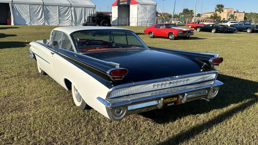 1959 Oldsmobile 88 - Image 4 of 6