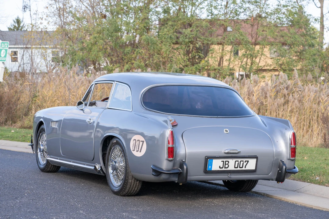 1959 Peerless - Image 6 of 31