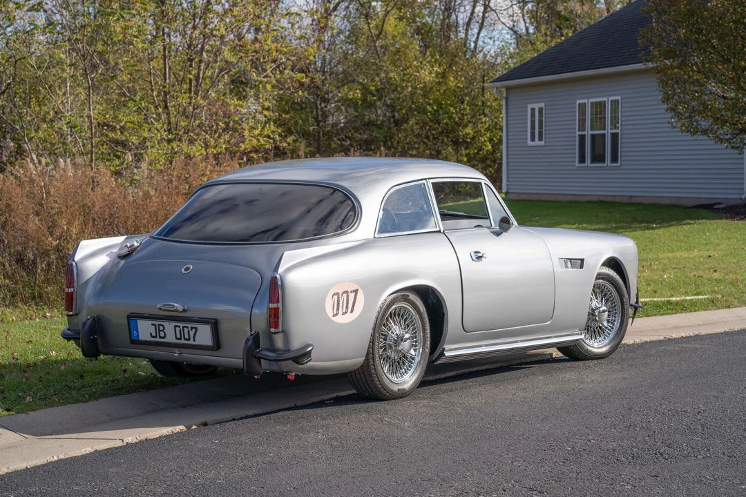 1959 Peerless - Image 10 of 31