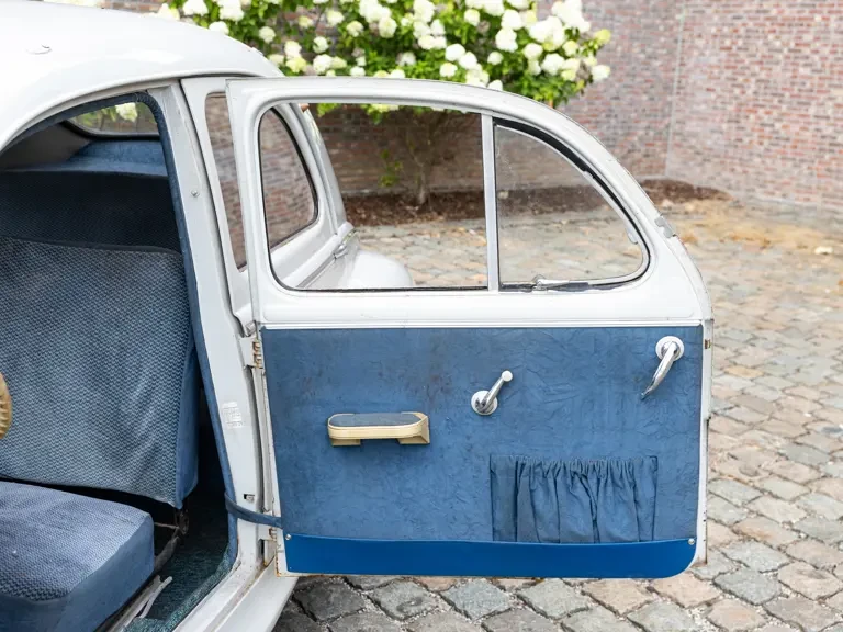 1959 Peugeot 504 - Image 14 of 31