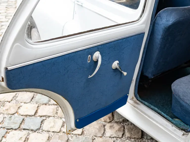 1959 Peugeot 504 - Image 20 of 31
