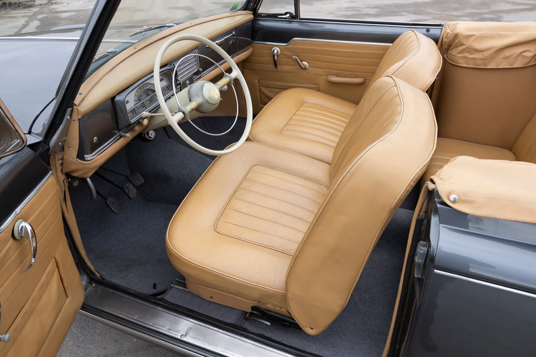1959 Peugeot - Image 5 of 29