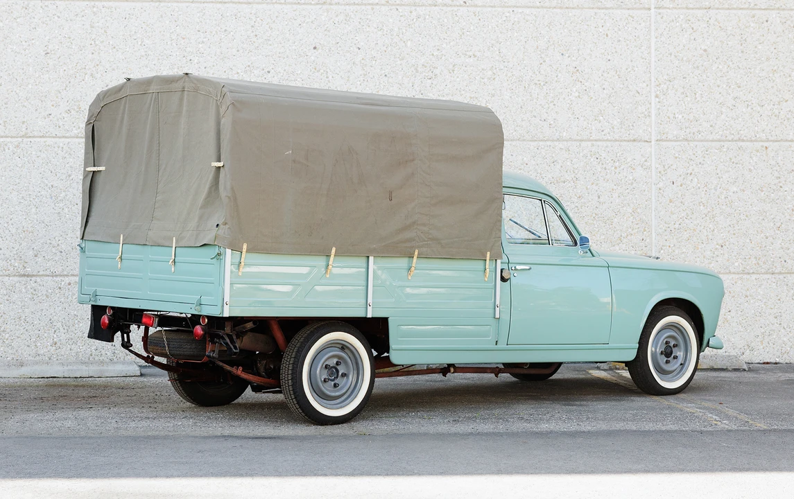 1959 Peugeot - Image 5 of 20