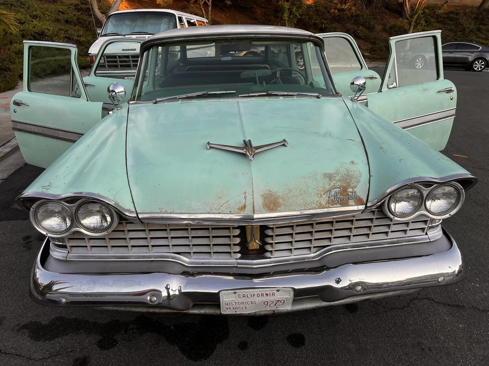 1959 Plymouth Suburban - Image 11 of 31